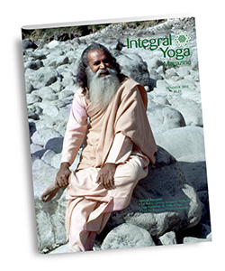 2012 Fall cover of Integral Yoga Magazine