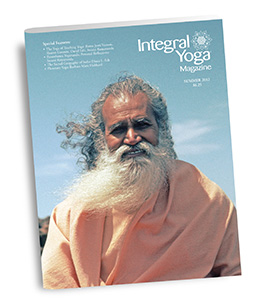2012 Summer Cover of Integral Yoga Magazine